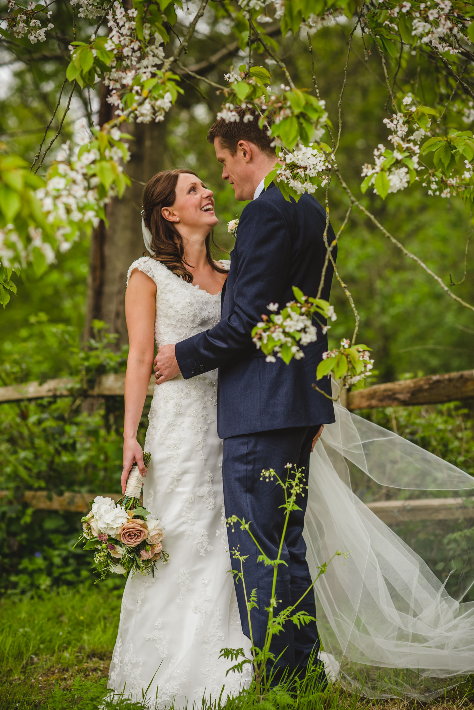 Surrey Wedding Photographer Gate Street Barn Nikki Andy