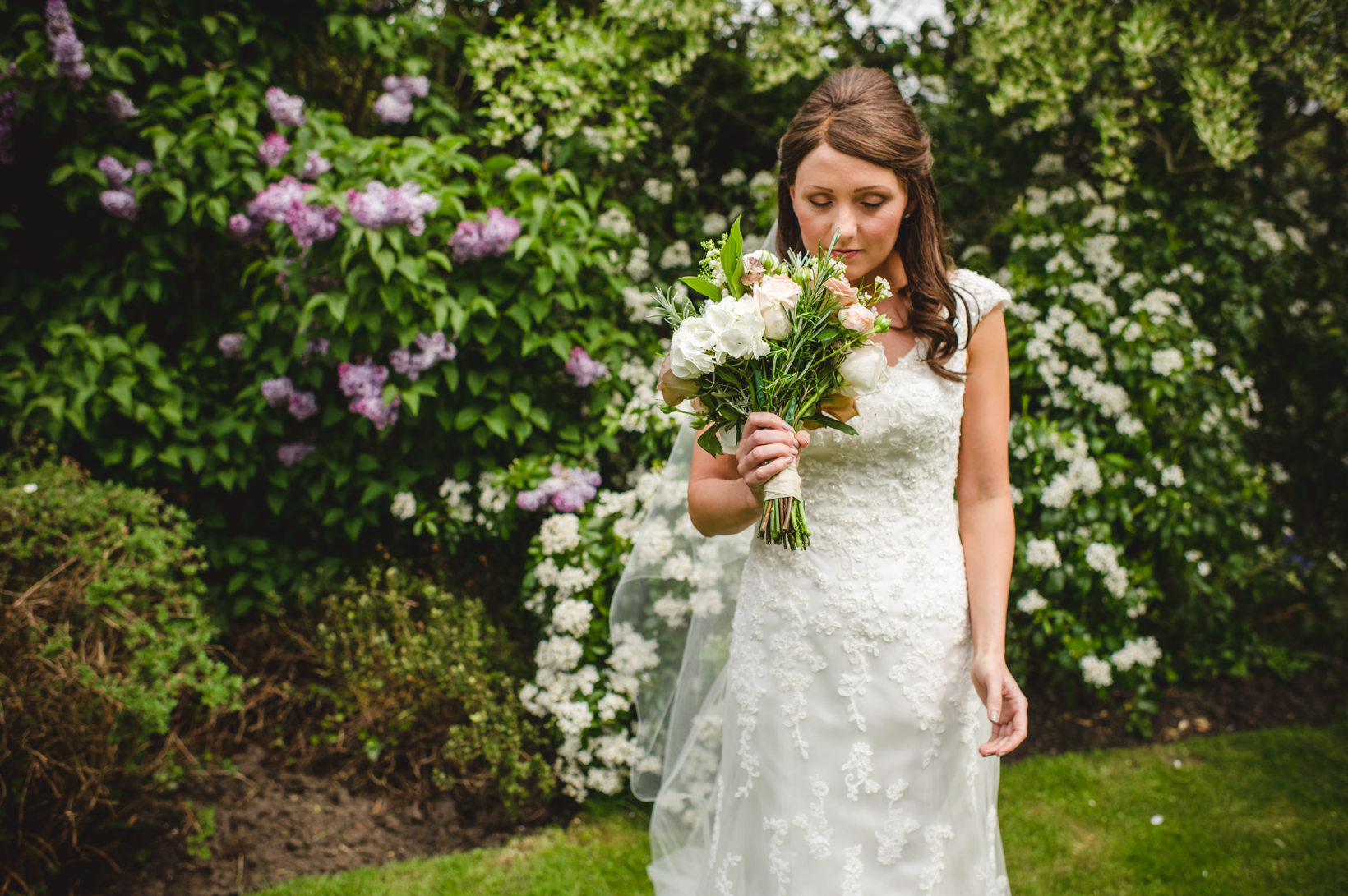 Surrey Wedding Photographer Gate Street Barn Nikki Andy