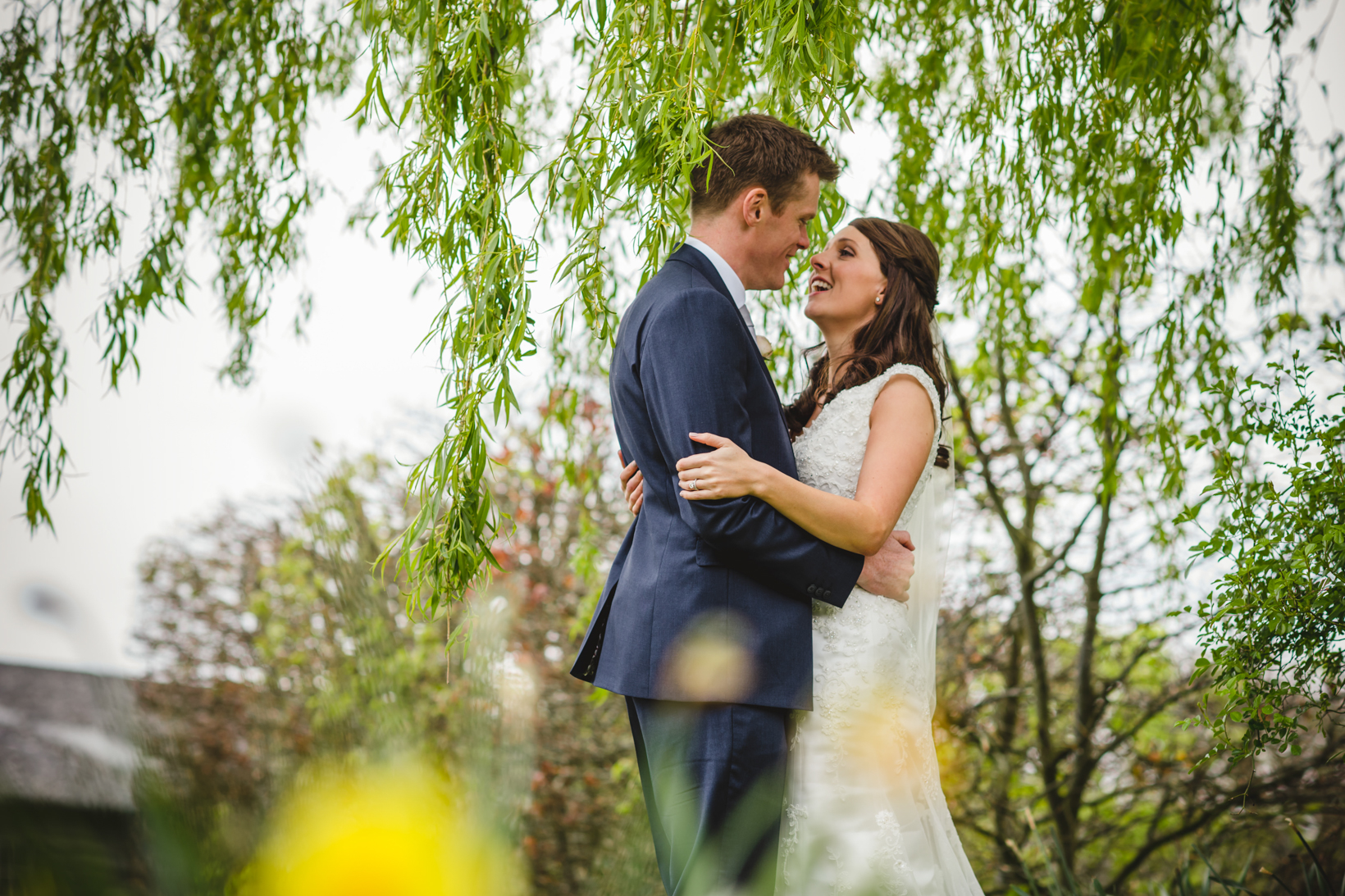 Surrey Wedding Photographer Gate Street Barn Nikki Andy