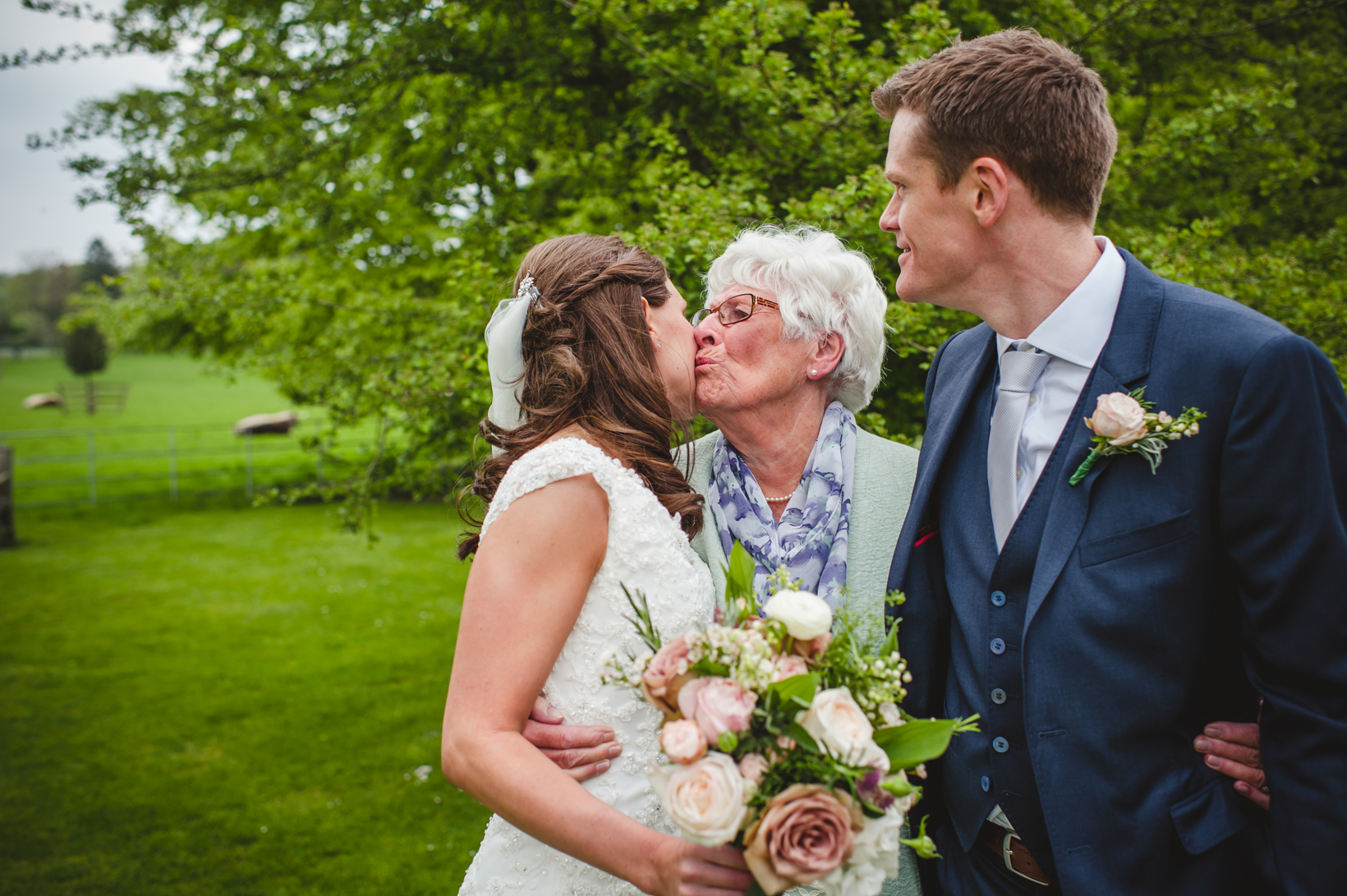 Surrey Wedding Photographer Gate Street Barn Nikki Andy