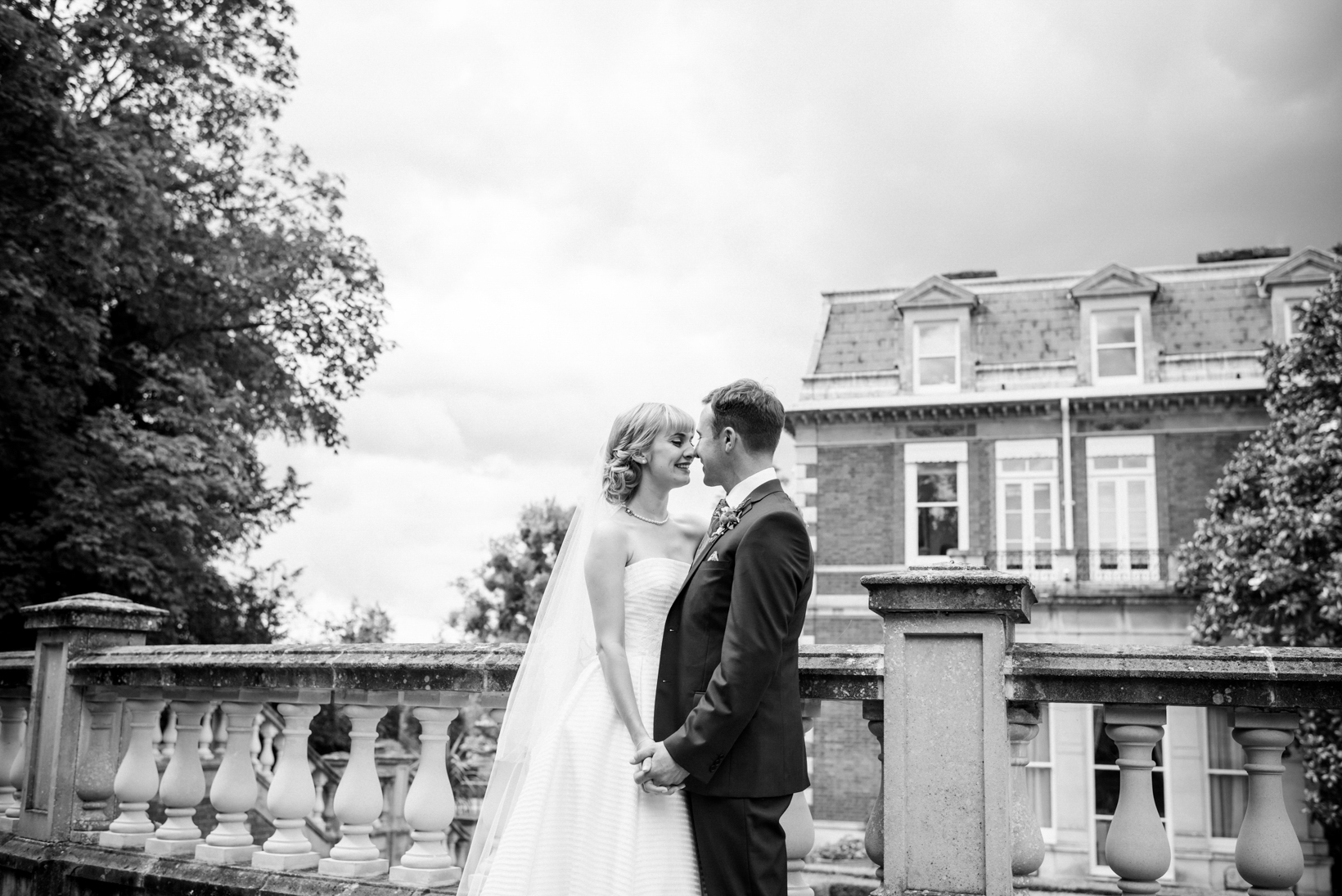 Fetcham Park Photographer Surrey Wedding Lottie Russell