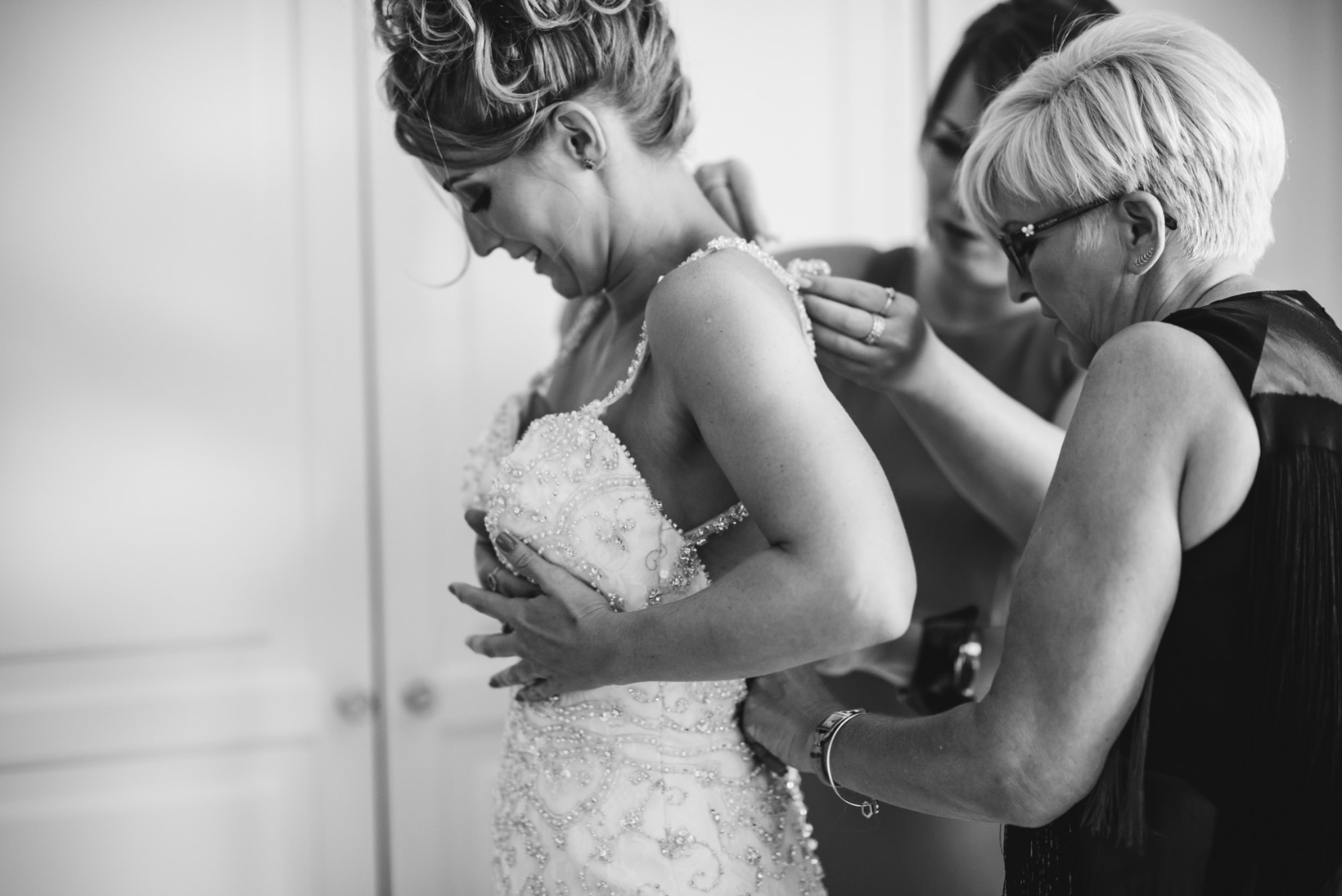 Gildings Barn Wedding Surrey Wedding Photographer