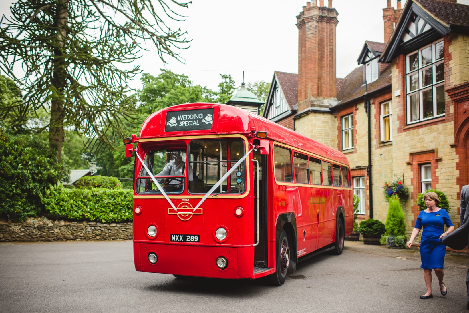 Elly Doug Burrows Lea Surrey Wedding Photography