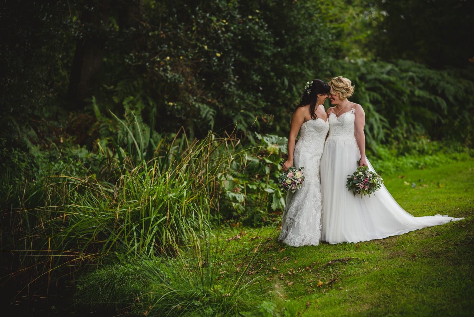 Gemma Emma Gate Street Barn Surrey Wedding Photography