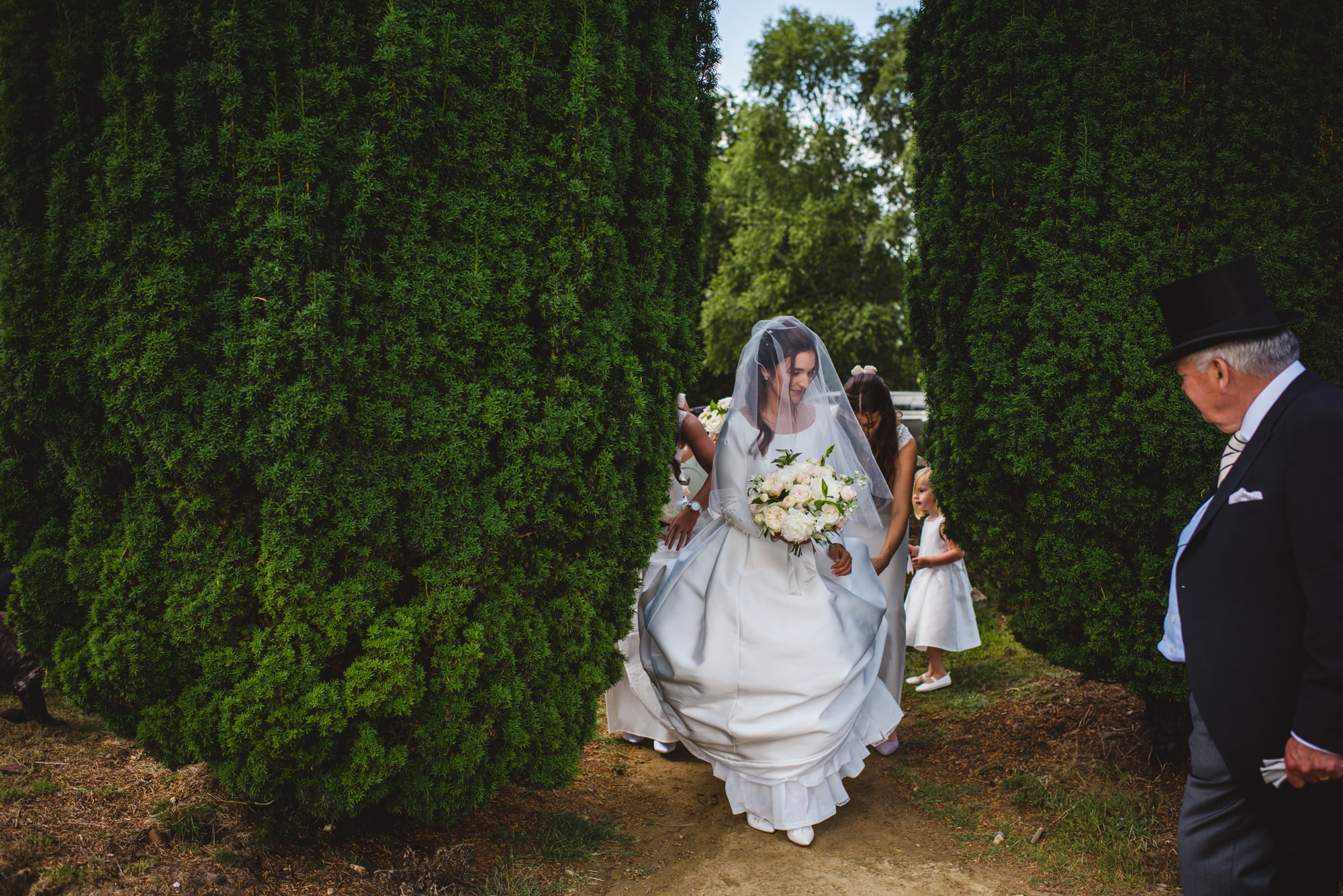 Kate Tom Chilworth Garden Wedding Sophie Duckworth Photography