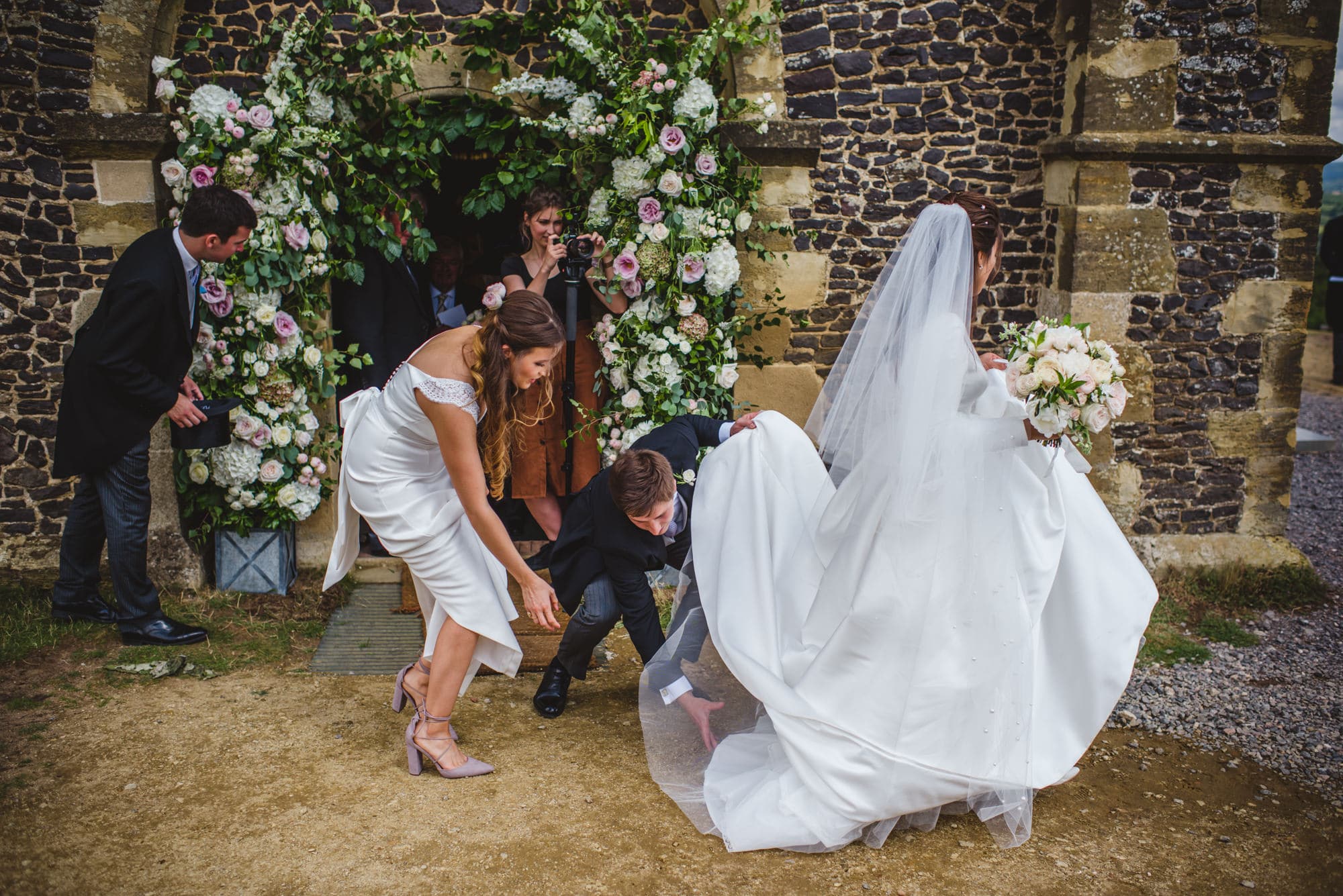 Kate Tom Chilworth Garden Wedding Sophie Duckworth Photography