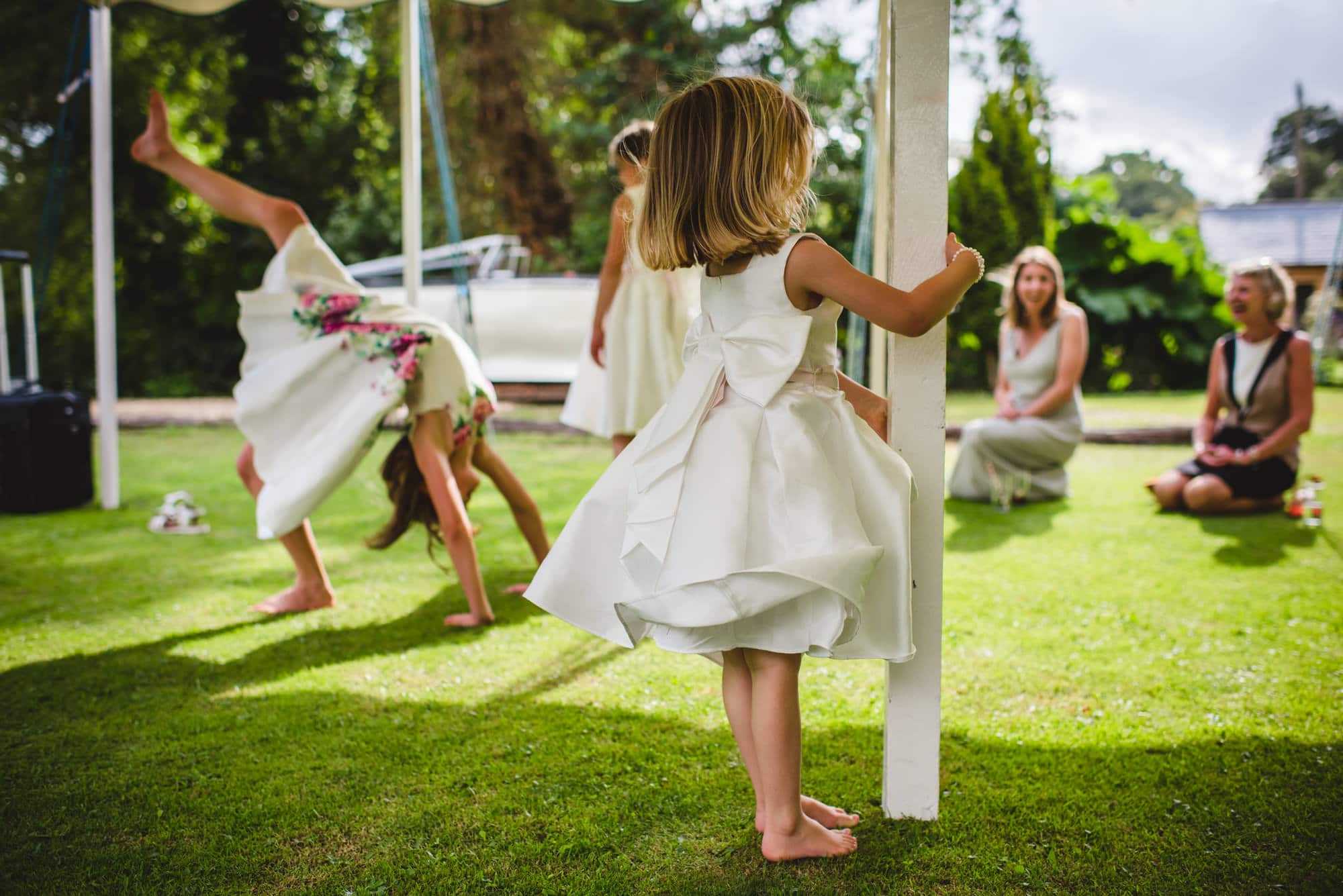 Kate Tom Chilworth Garden Wedding Sophie Duckworth Photography