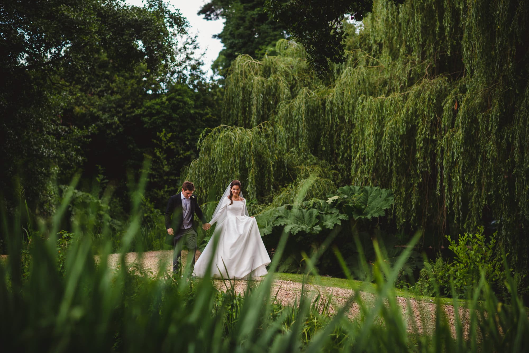 Kate Tom Chilworth Garden Wedding Sophie Duckworth Photography